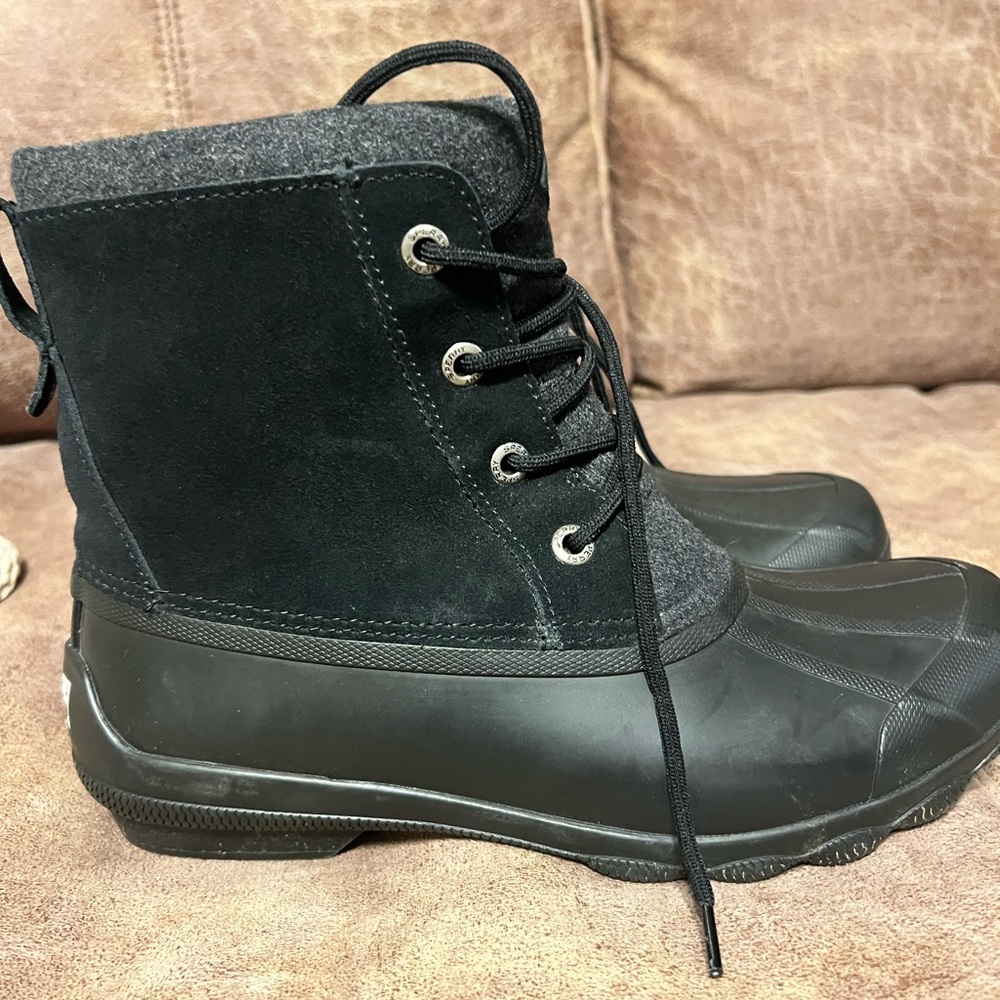 Women’s Sperry Syren Gulf Duck Boot - size 8 Wool